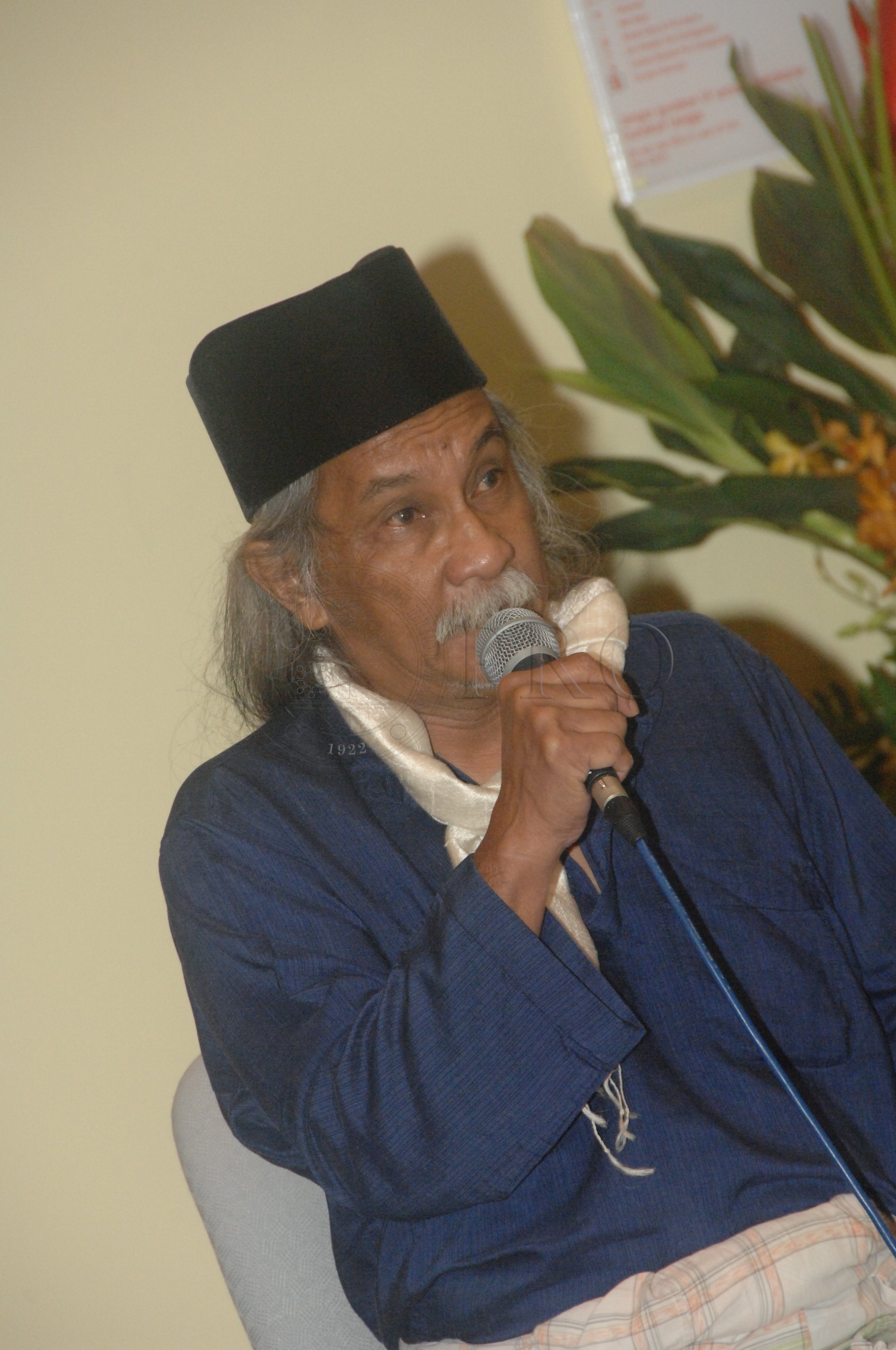 PRO 14 33 WACANA FBA 0197